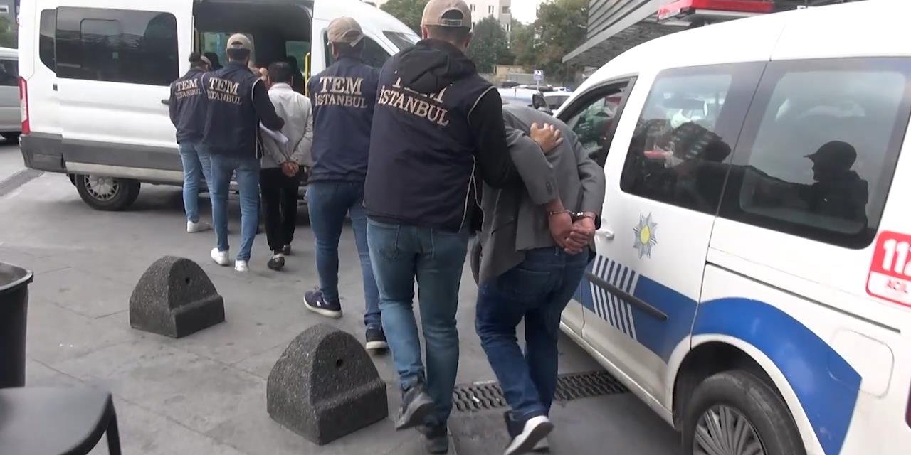 İstanbul'da Yapılan Pkk Operasyonunda Gözaltına Alınanlardan 3'ü Tutuklandı