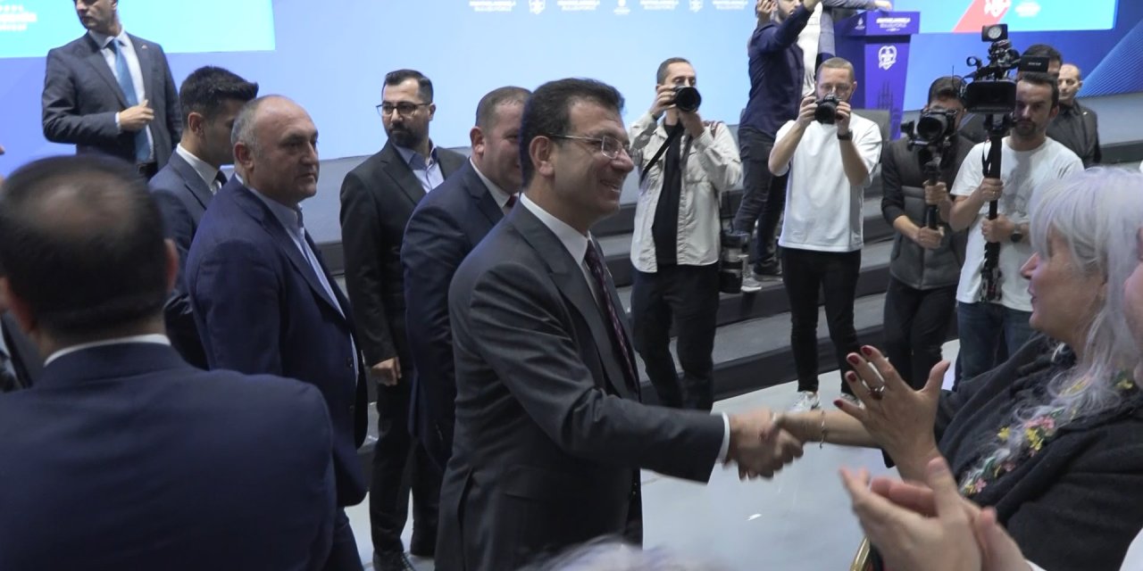 İmamoğlu Muhtarlara Seslendi: Muhtarlığı Hak Ettiği Seviyeye Taşıyacak Kişiler Bizler Olacağız
