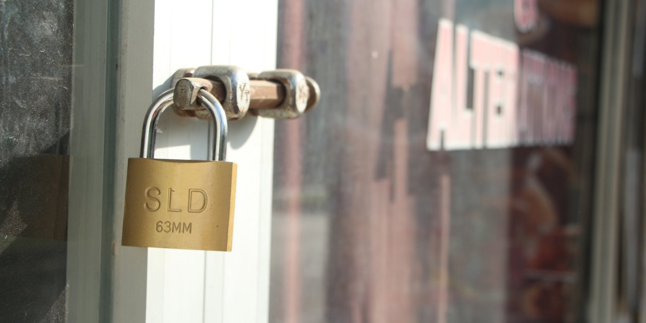 İncirlik Esnafını Bu Kez İsrail Ve Abd Protestoları Vurdu