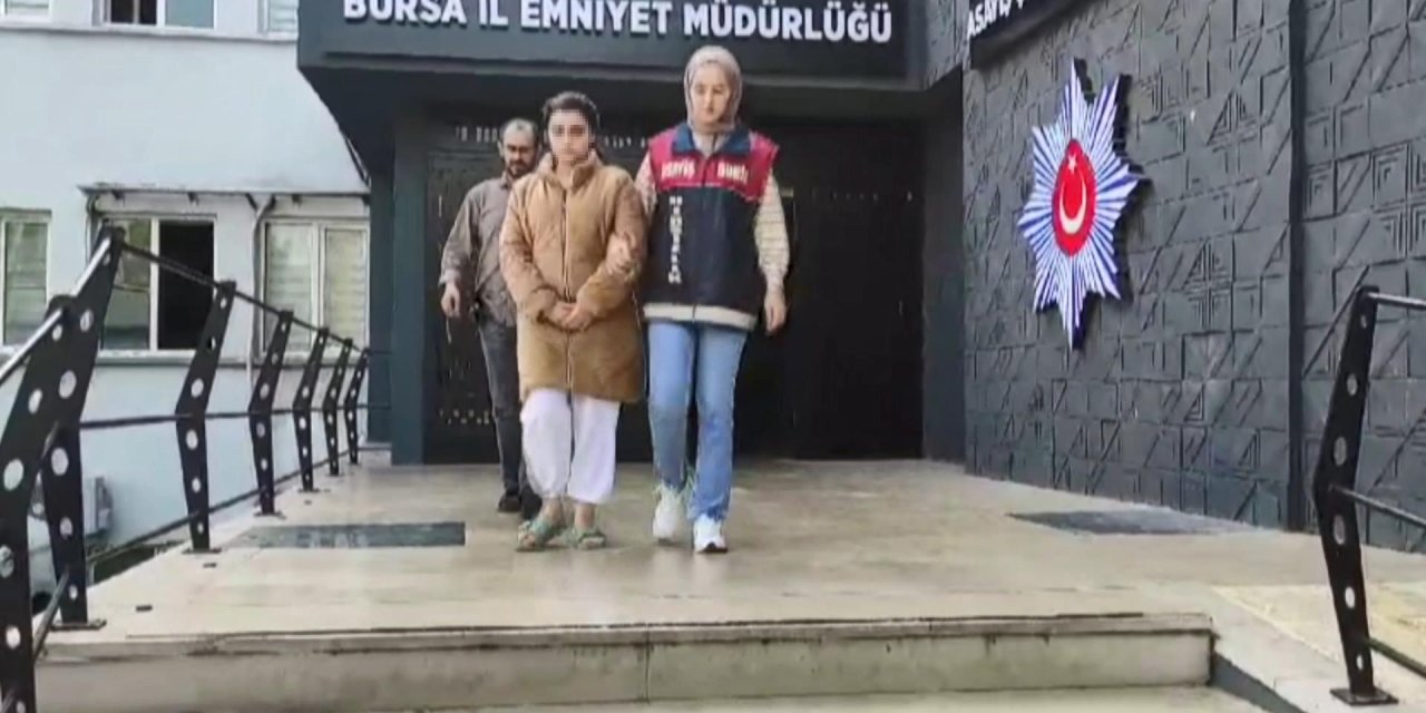 Kiracısının 400 Bin Lira Değerindeki Döviz Ve Ziynet Eşyasını Çaldı (2)