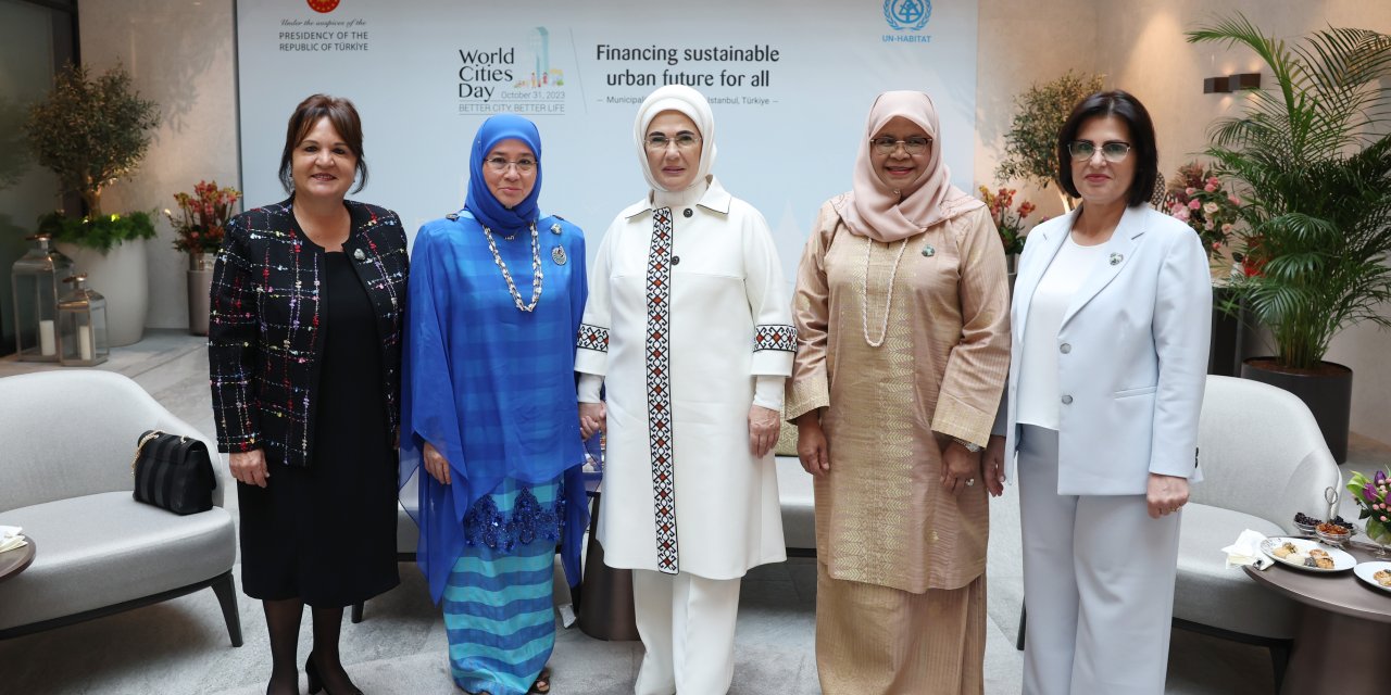 (Ek Fotoğraflarla)emine Erdoğan: Önümüzdeki 1 Seneyi Sıfır Atık Yılı İlan Etmek İçin Hazırlıklarımızı Yapıyoruz