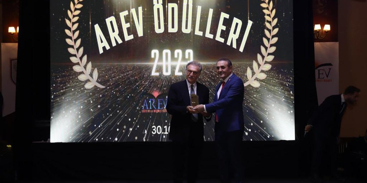 Arev Vakfı Cumhuriyet’in 100’üncü Yılını Özel Bir Geceyle Kutladı