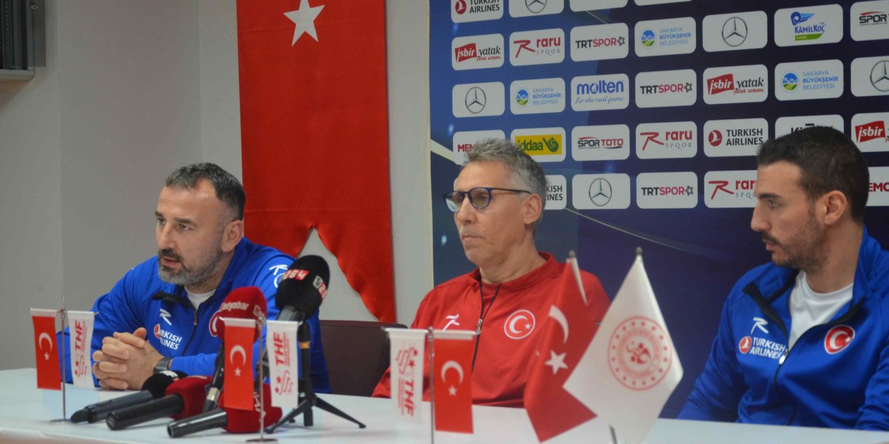 A Milli Hentbol Takımı'nda Hedef İtalya Maçından Avantajlı Skorla Ayrılmak