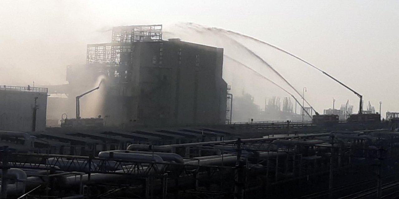 Kocaeli'de Gübre Fabrikasında Yangın