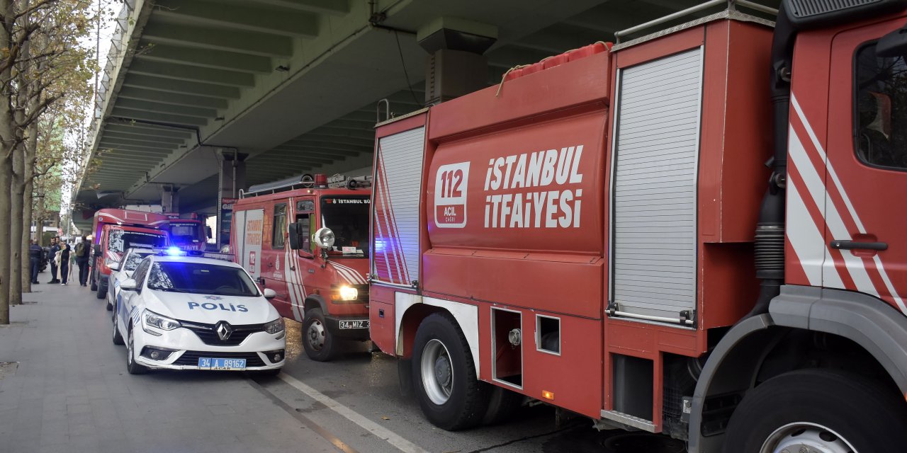 (Geniş Haber) Şişli'de Tadilat Sırasında Rezidansın Dış Cephesi Yandı
