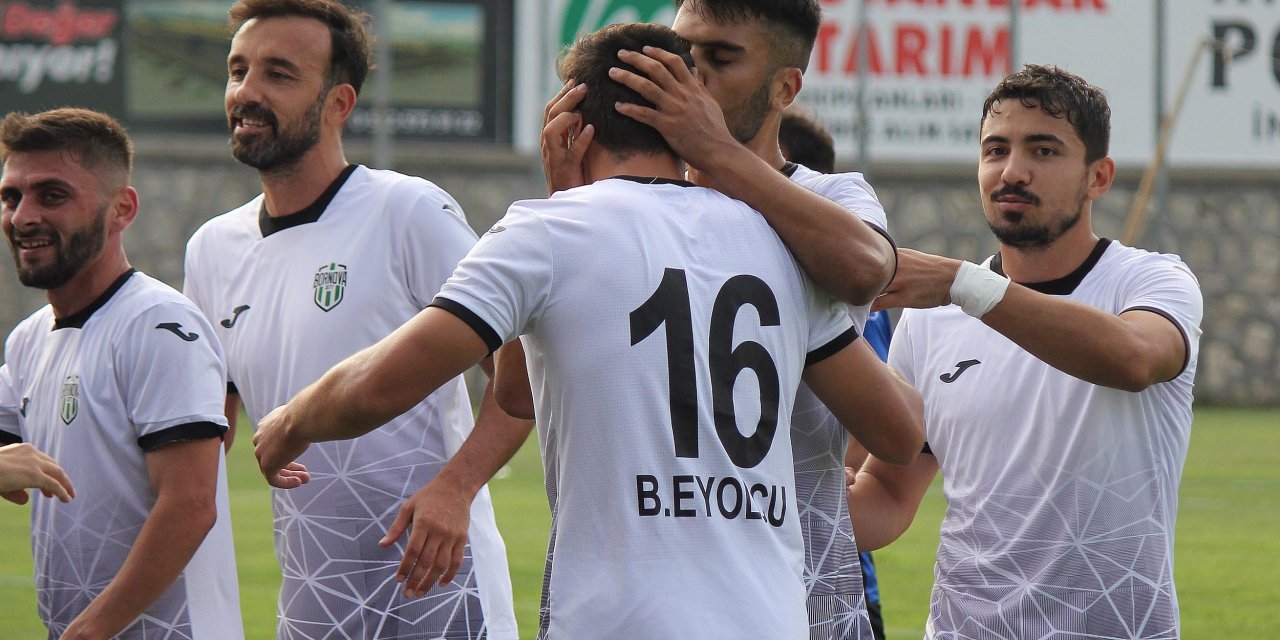 Bornova 1877 Kupada Rakip Tanımıyor