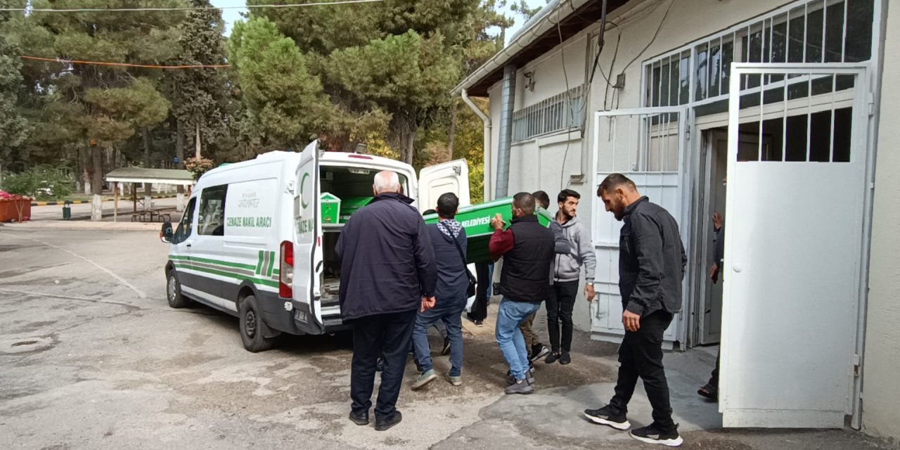 Otomobilin Çarptığı 13 Yaşındaki Hadil, Öldü