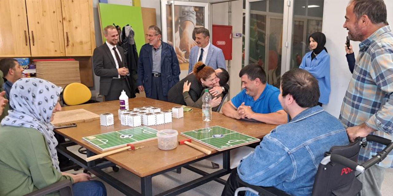 Türk Kızılayı'ndan Rize'de Özel Gençlere Ziyaret