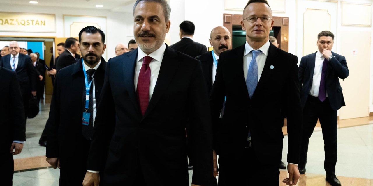 Bakan Fidan Macaristanlı Mevkidaşıyla Görüştü