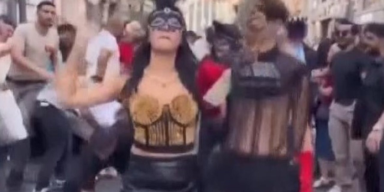 Mahkemeden İstiklal Caddesi'nde Sahte Dolar Dağıtanlar Hakkında Karar