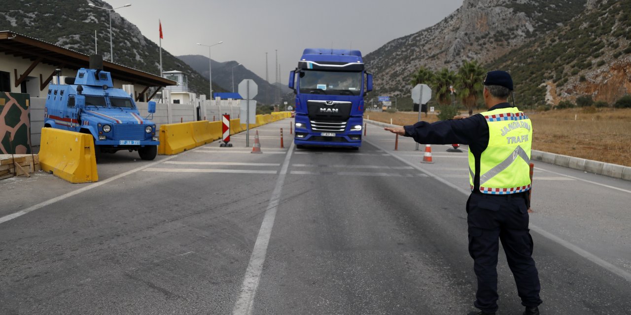 Otobüs, Kamyon Ve Tır'lar 'teknik Denetim Ekibi'nin Radarında