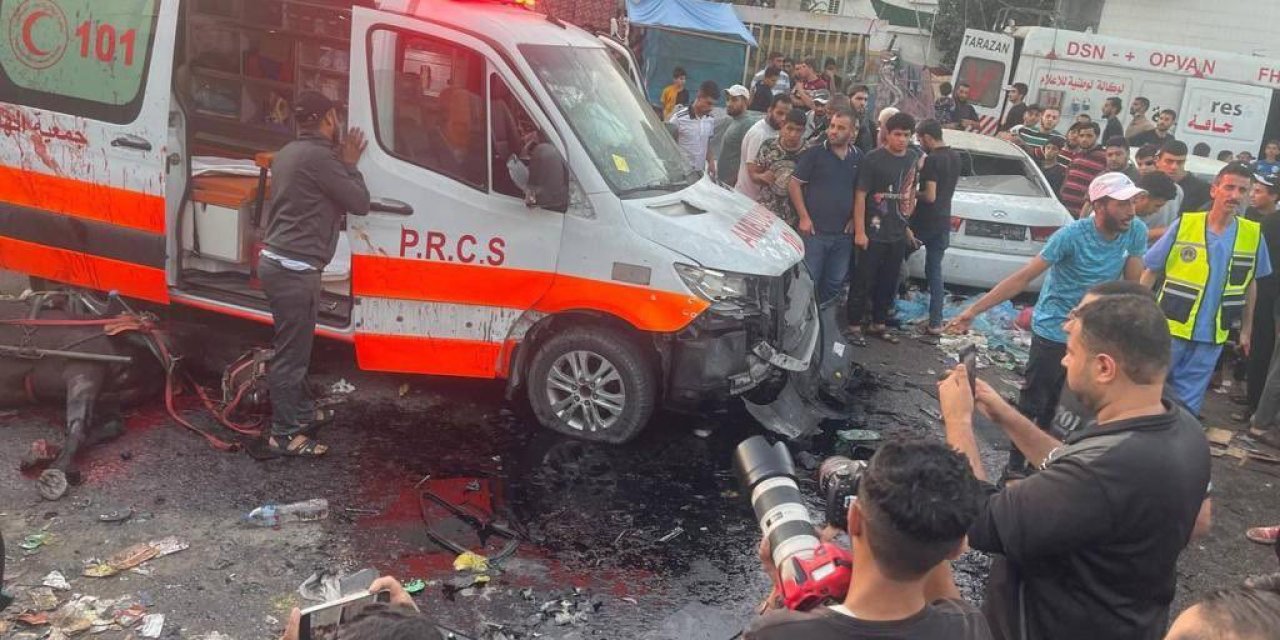 Saldırıya Uğrayan Ambulanslar, Refah Kapısı’na Hasta Taşıyordu