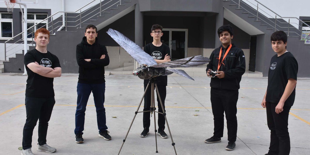 Liselilerden 'Askeri İstihbarat' İçin Otonom Robotik Kuş 'Firnas'