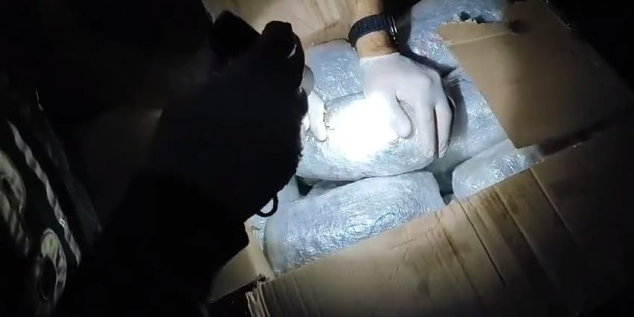 Cinayet Hükümlüsü Tır Şoförü, Kilolarca Uyuşturucuyla Yakalandı