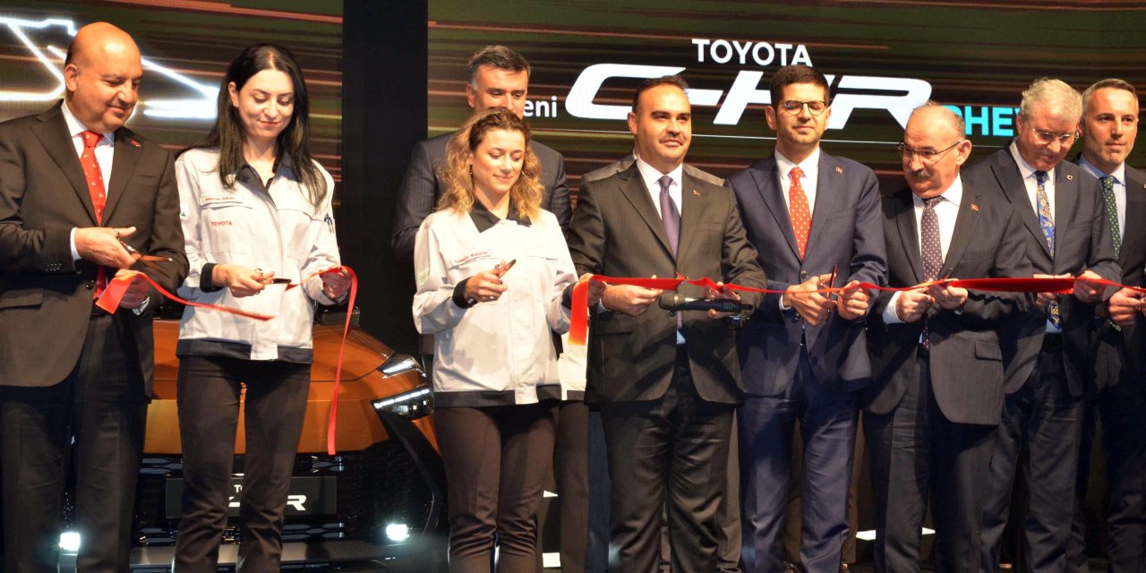 Bakan Kacır: Elektrikli Araçlarda Yerlilik Oranını Yüzde 75’e Çıkaracağız