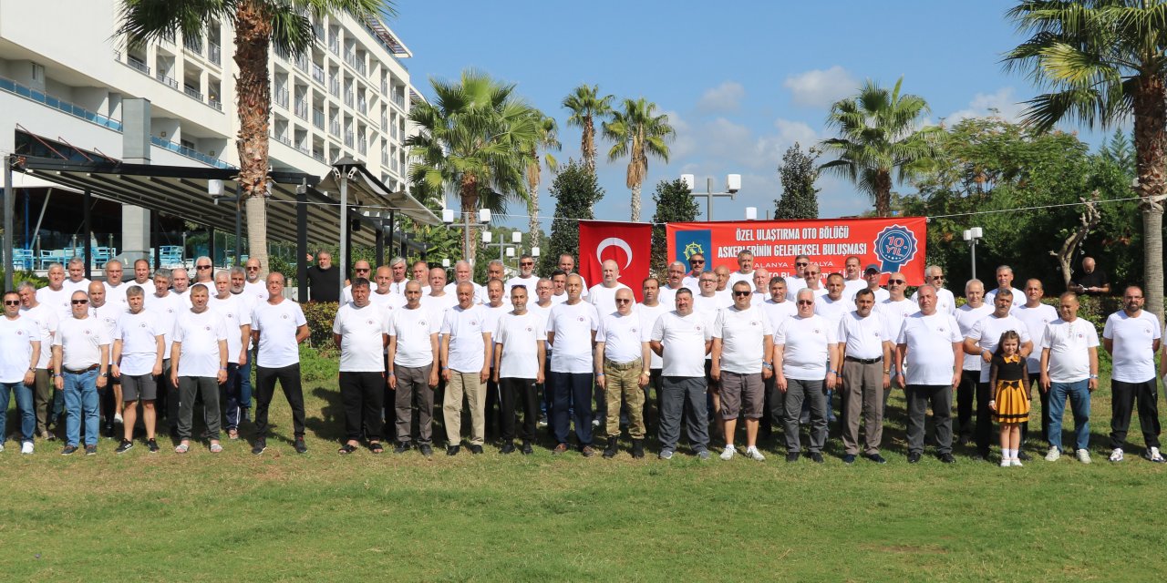 Asker Arkadaşları 37 Yıl Sonra İçtimaya Çıktı