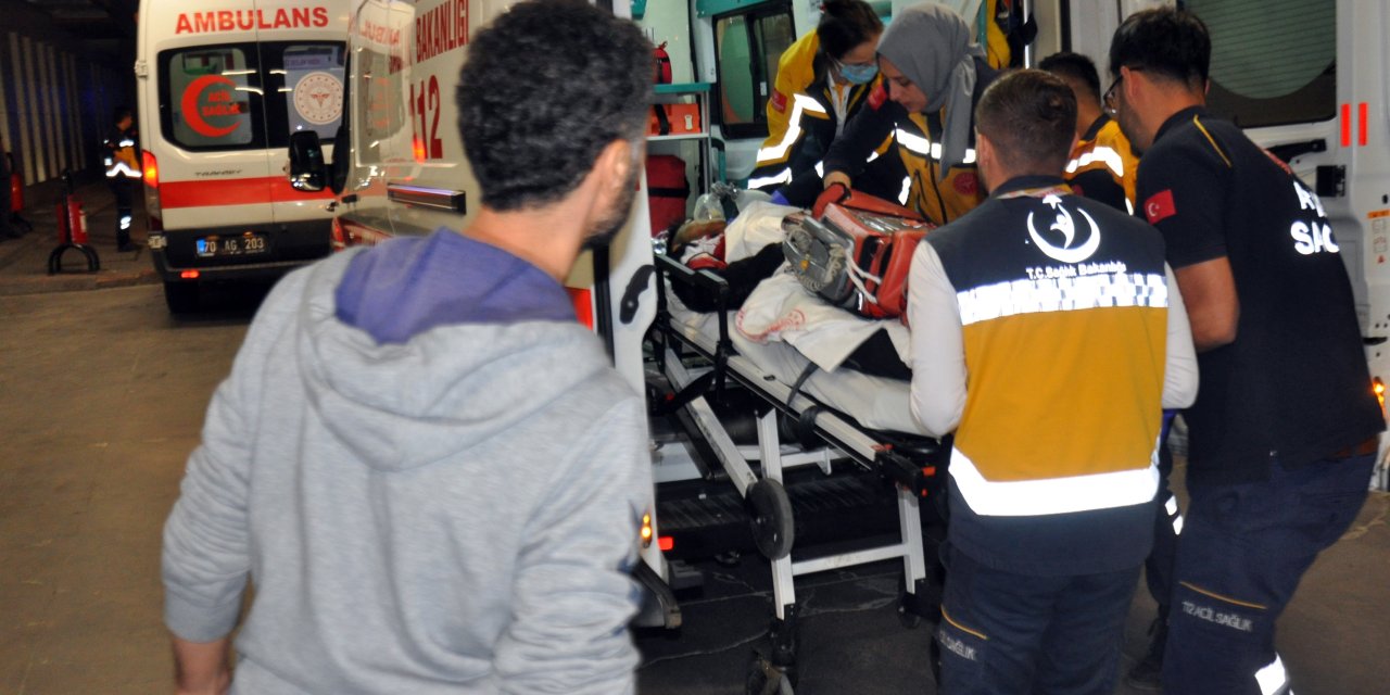 Parkta Çıkan Kavgada Tabancayla Göğsünden Vurulan Genç, Öldü