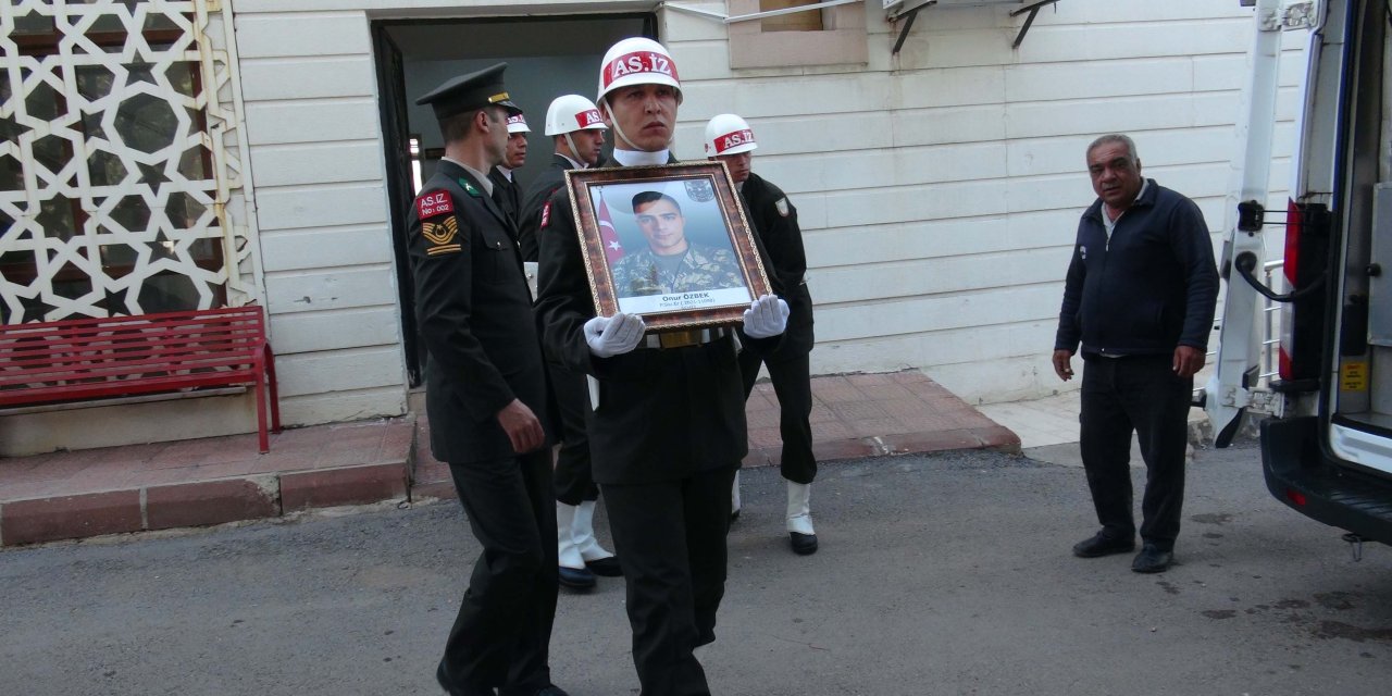 Şehit Özbek'in Cenazesi, Memleketi Niğde'ye Uğurlandı