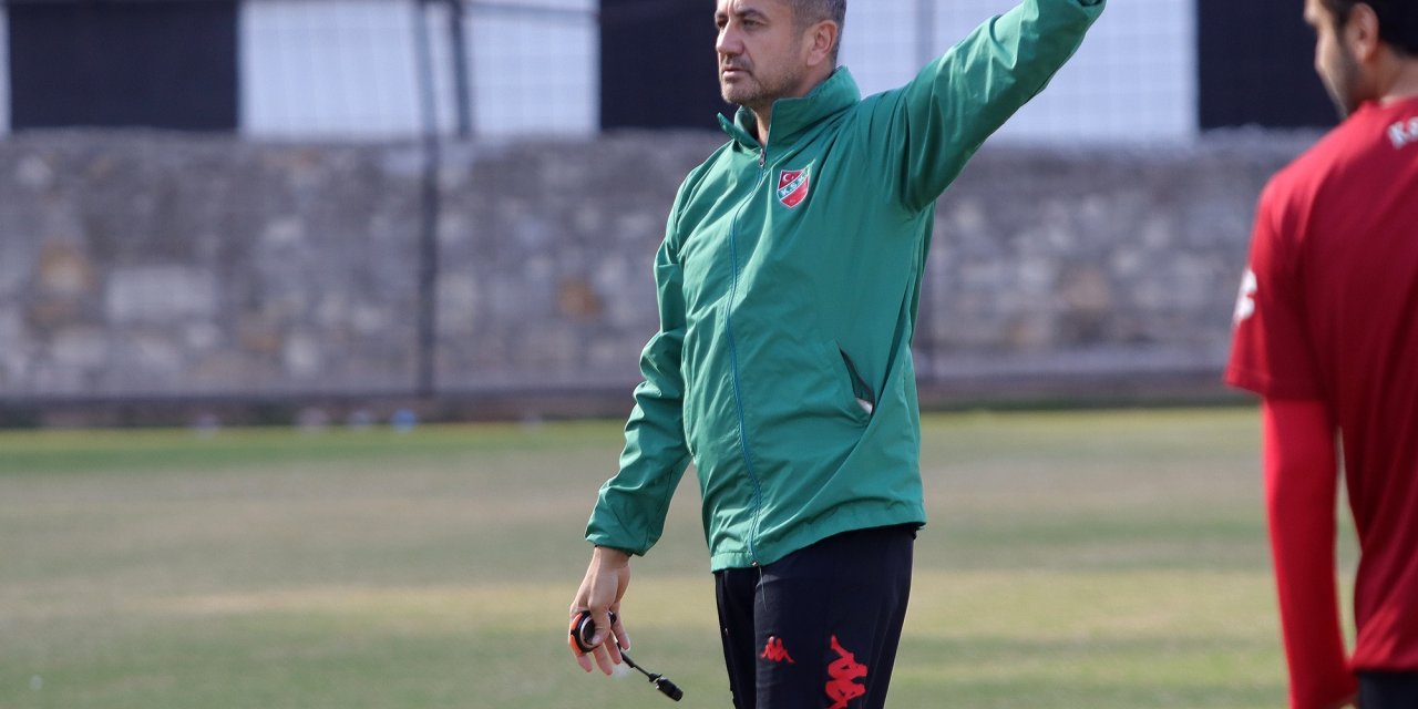 Karşıyaka Koltuktan İndi