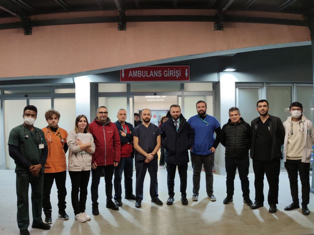 Rektör Yılmaz, Rize Eğitim ve Araştırma Hastanesinde incelemede bulundu