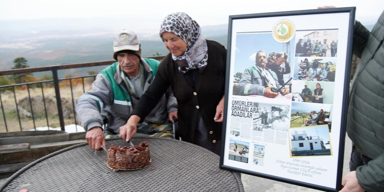 33 Yıldır Tekerlekli Sandalye İle Çıktığı Kuledeki Görevinden Emekli Oldu
