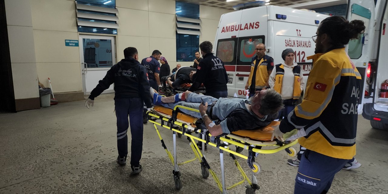 İki Husumetlisini Bacağından Vurdu