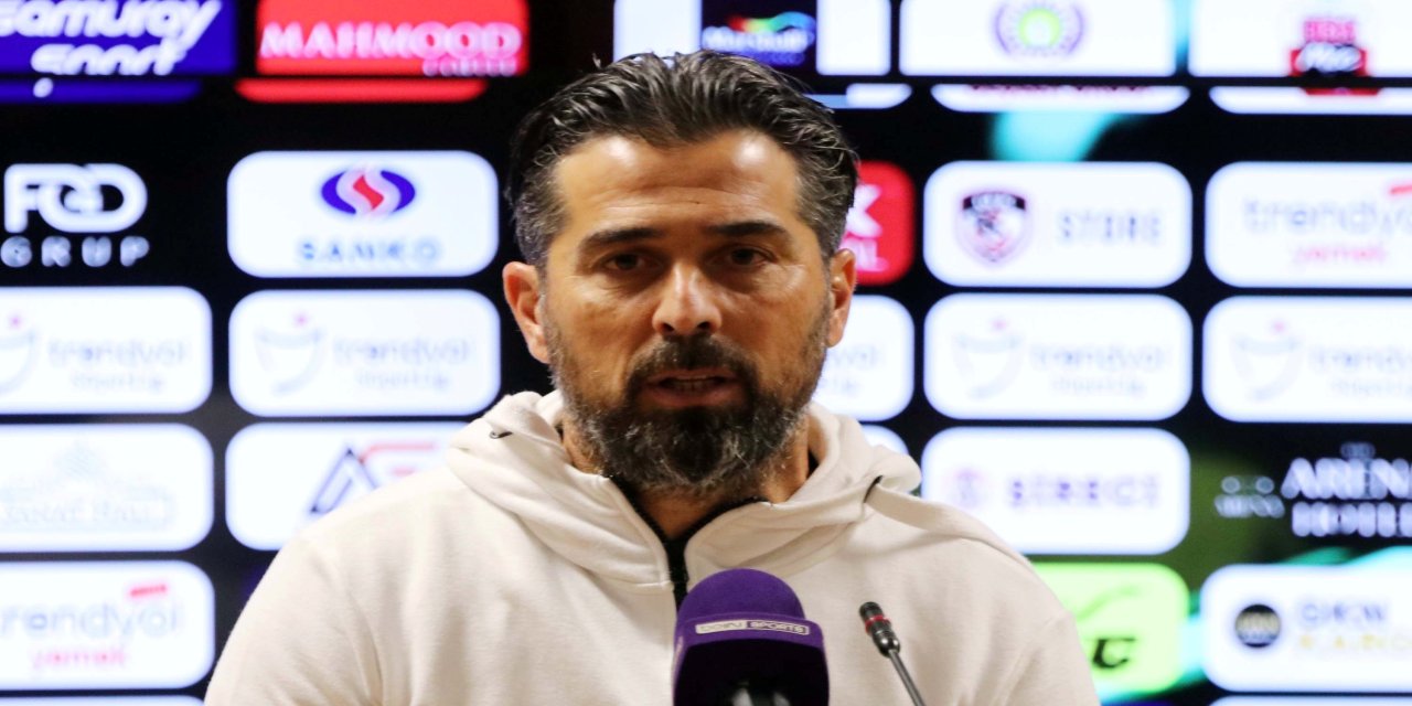 İlhan Palut: "Görmediğimiz çok değişik bir penaltı, bunu maç boyunca kurtarmaya çalıştık ama başarılı olamadık"