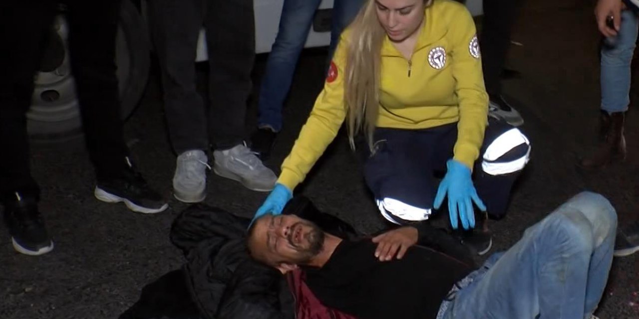 Fatih'te Motosikletin Çarptığı Kişi Yaralandı