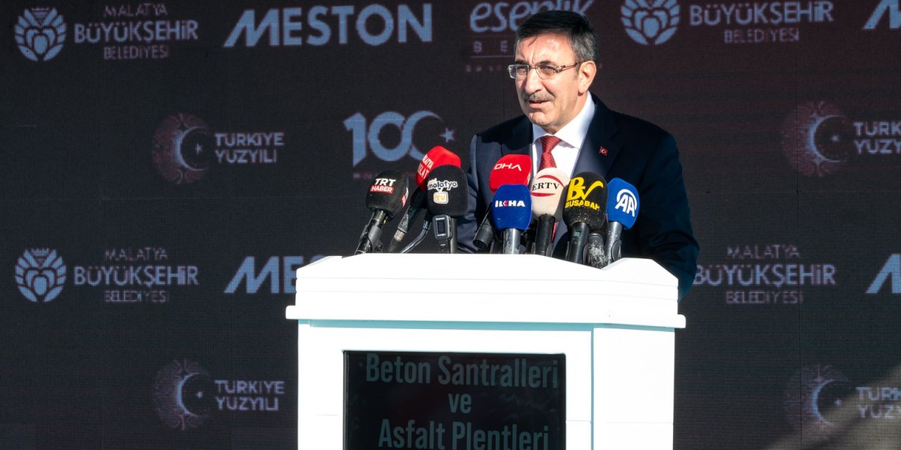 Cumhurbaşkanı Yardımcısı Yılmaz: Kalıcı Çözüm Noktasında Türkiye Her Türlü Politikayı Ortaya Koymakta (2)