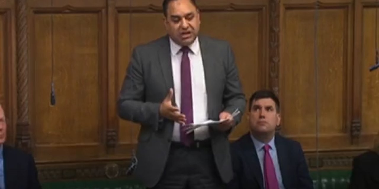 Ateşkes İsteyen İngiliz Milletvekili, ‘Gölge Bakanı’ Görevinden İstifa Etti