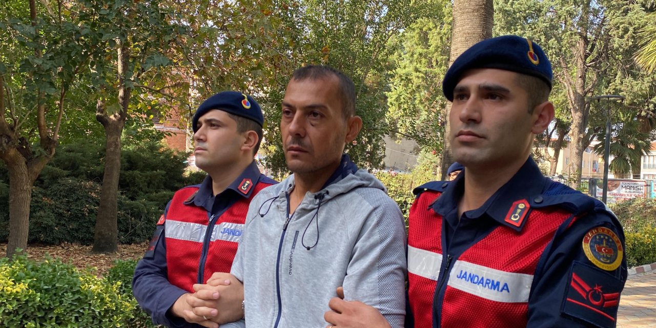 Manisa'da Bıçak Ve Tornavidalı Kadın Cinayeti; Şüpheli Tutuklandı