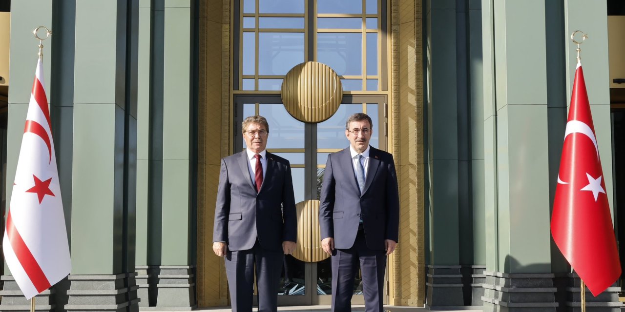 Cumhurbaşkanı Yardımcısı Yılmaz, Kktc Başbakanı Üstel İle Görüştü