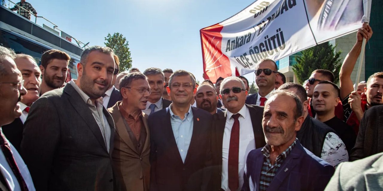 Chp Genel Başkanı Özel, Mazbatasını Aldı