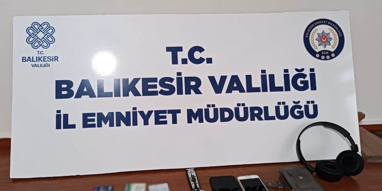 Bıçakla 2 Kişiyi Gasbeden 13 Yaşındaki 2 Kız Çocuğu Yakalandı