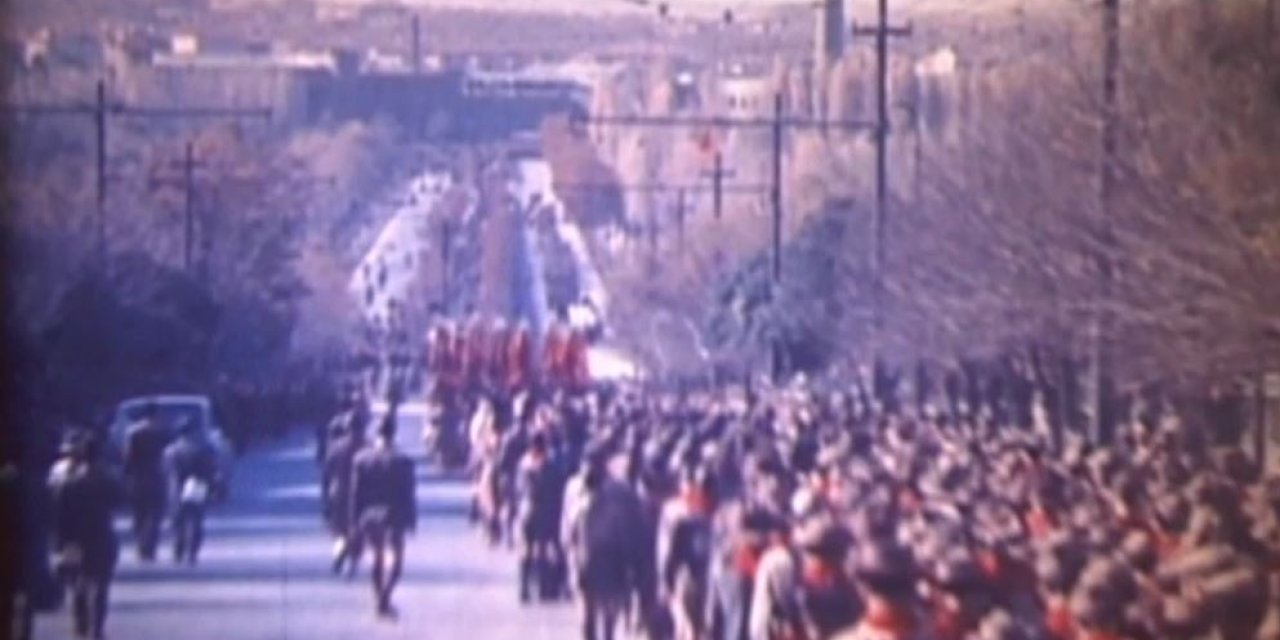 Atatürk'ün Naaşının Anıtkabir'e Naklinin Renkli Görüntüleri Ortaya Çıktı