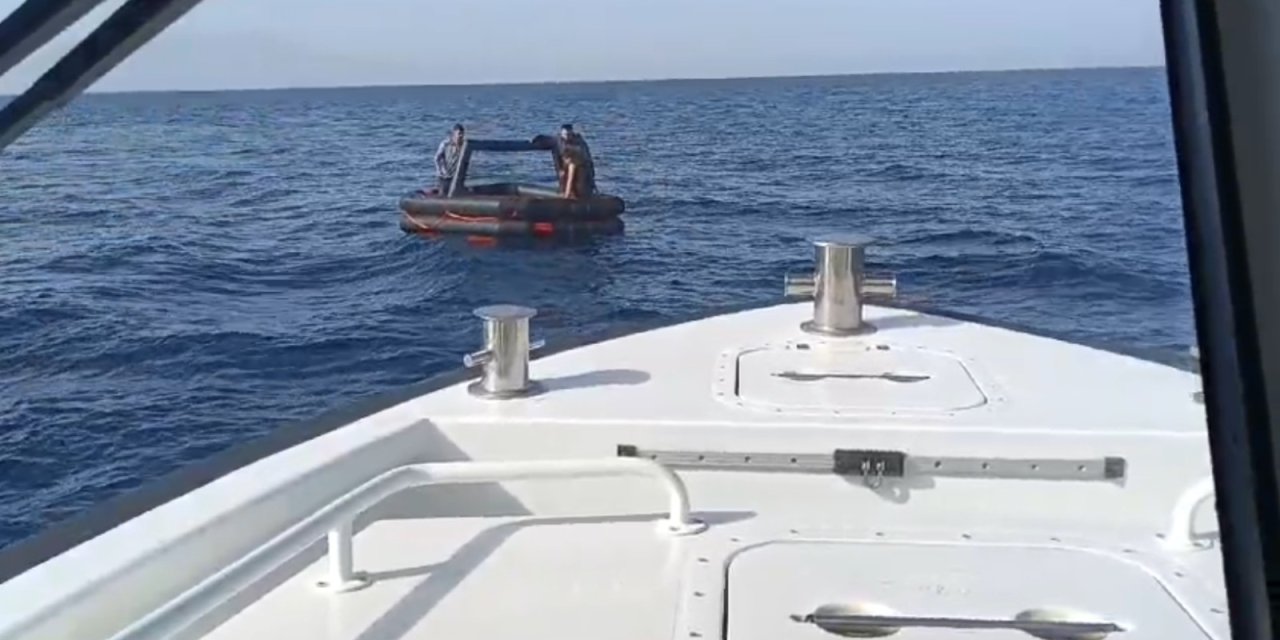 Yunan Unsurlarınca Türk Karasularına İtilen 132 Kaçak Göçmeni Sahil Güvenlik Kurtardı