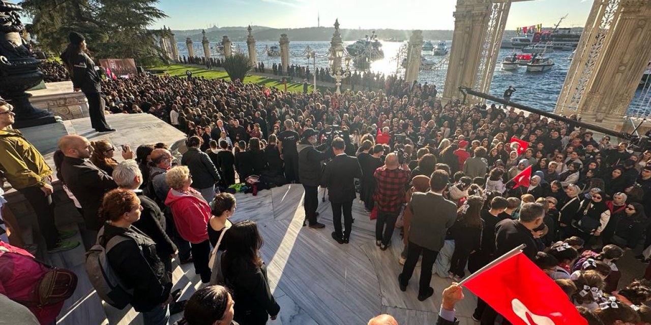 Dolmabahçe Sarayı’nda 09.05