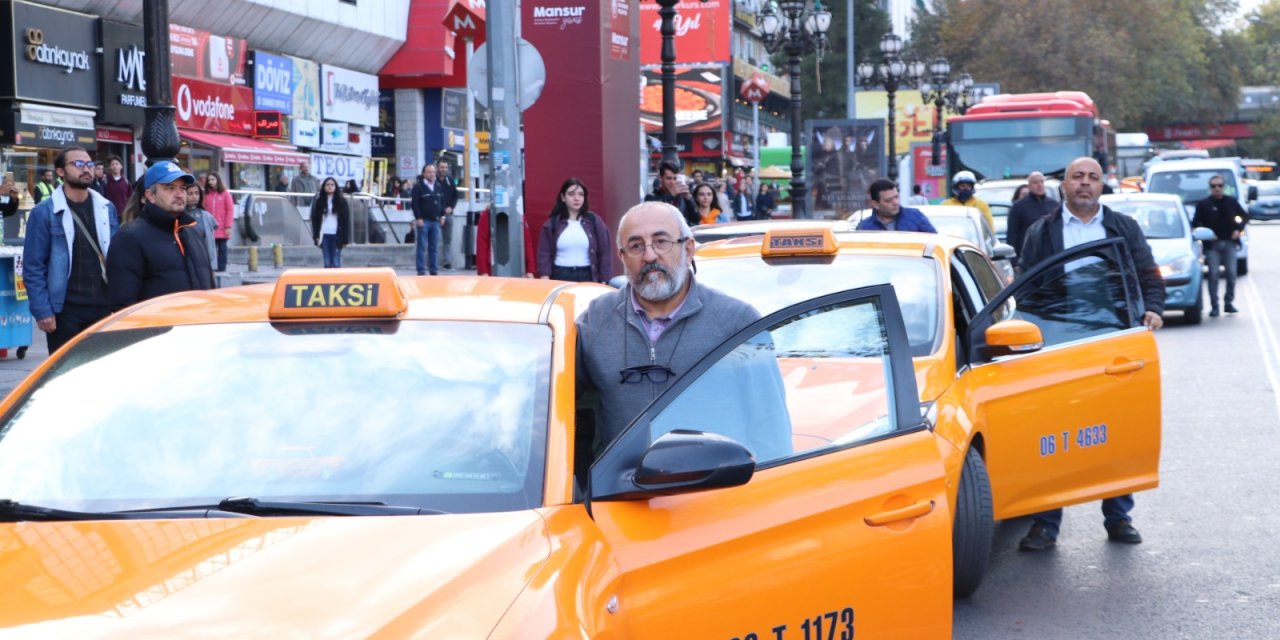 Ankara'da 09.05'te Hayat Durdu