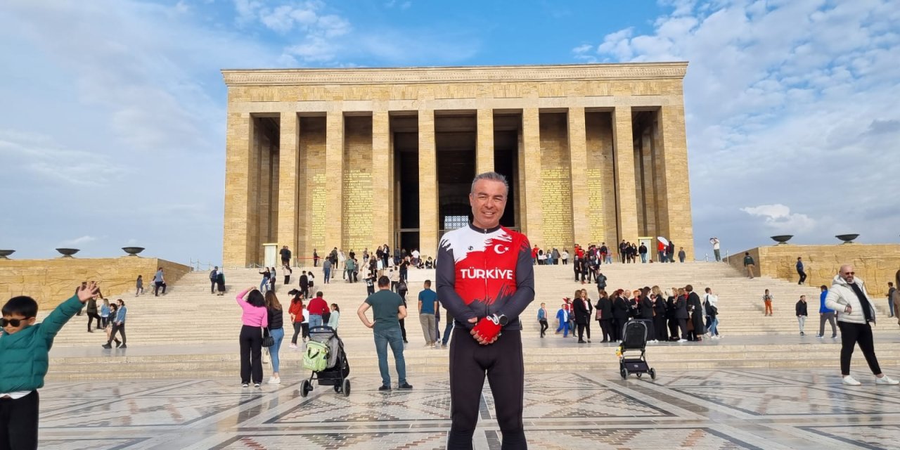 Atatürk İçin 630 Kilometre Pedal Çevirdi