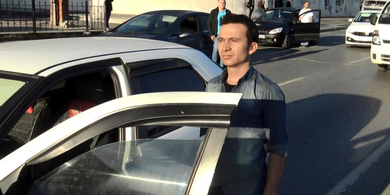 Avcılar D-100'de Saat 09.05'te Trafik Durdu