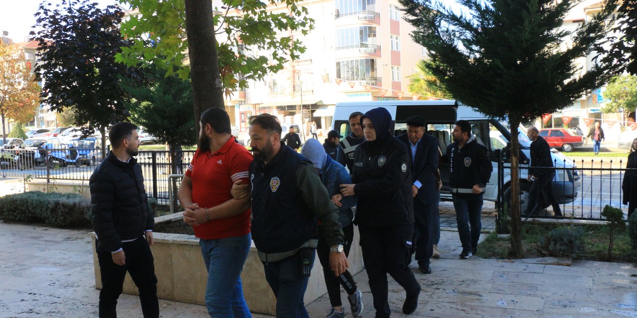 Tokat’ta Tefecilik Operasyonu: 5 Gözaltı