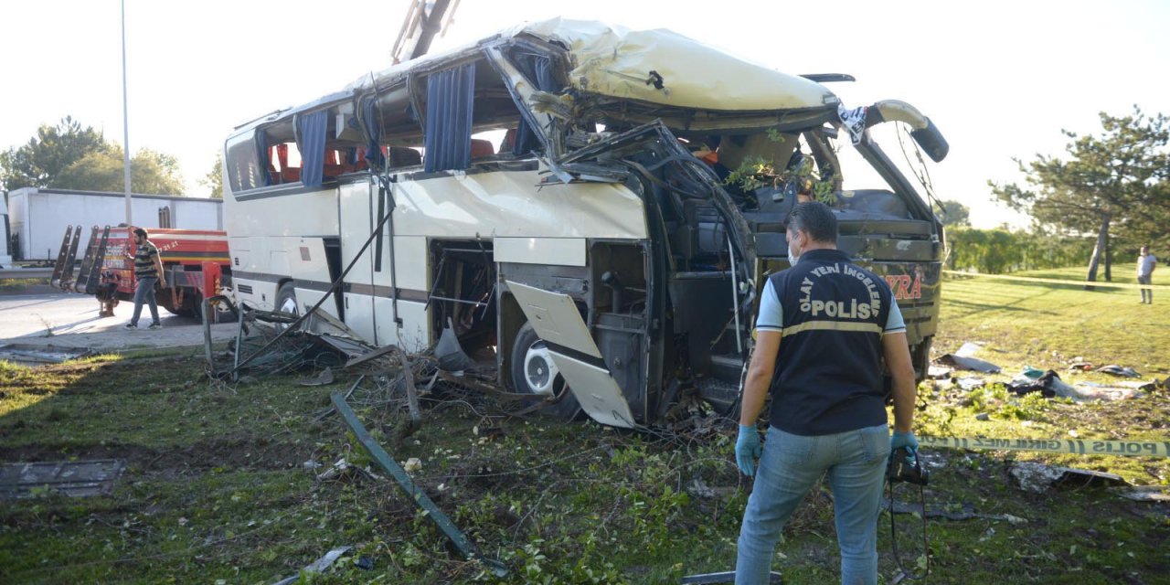 2 Kişinin Öldüğü Otobüs Kazasında Şoföre İyi Hal İndirimli 7,5 Yıl Hapis