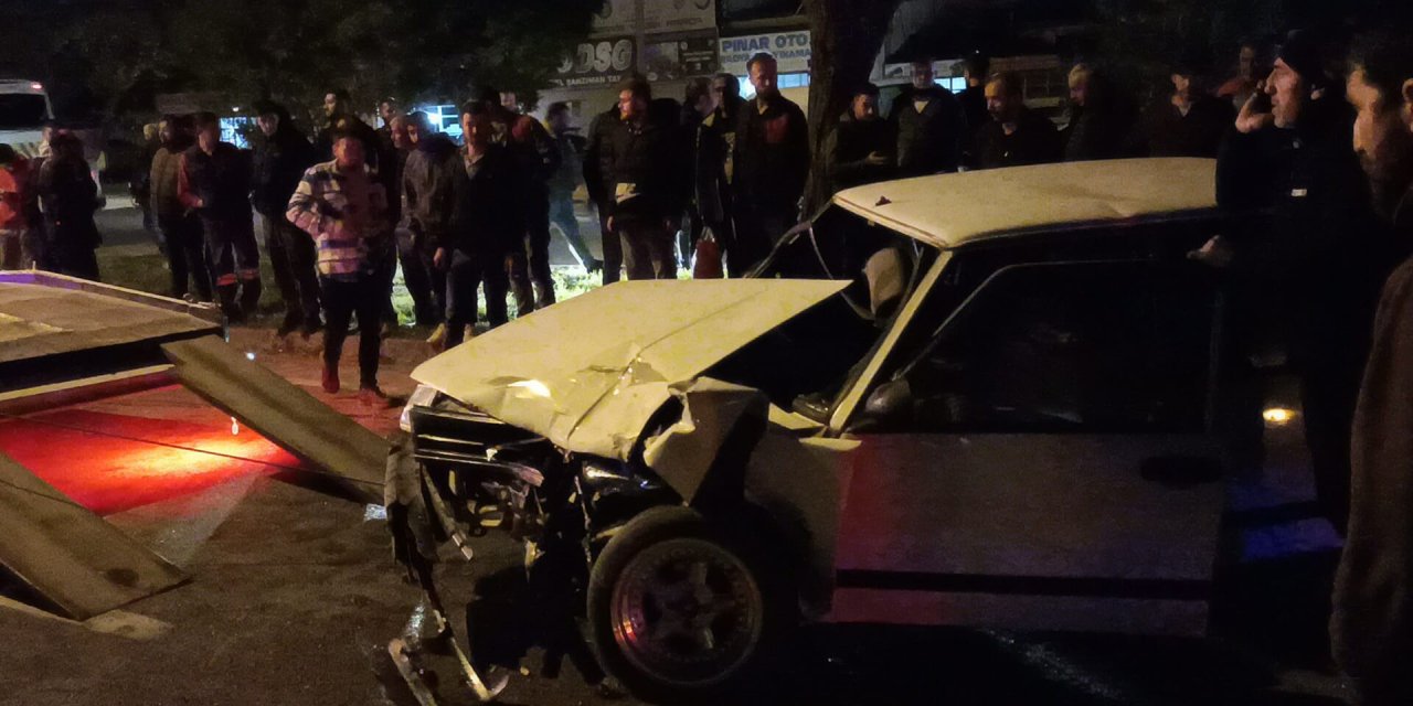 Bolu'da, D-100'de 4 Otomobil Çarpıştı: 9 Yaralı