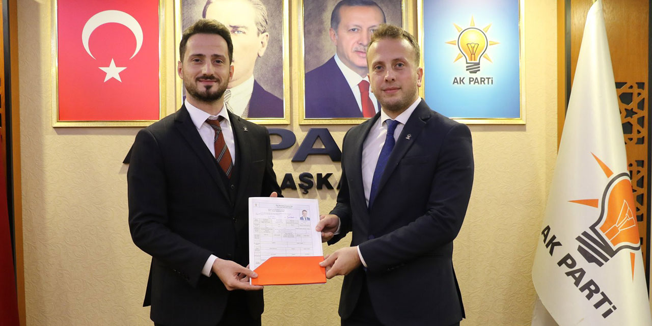 Belediye Başkan Aday Adaylığı İçin AK Parti Rize'de İlk Başvuru