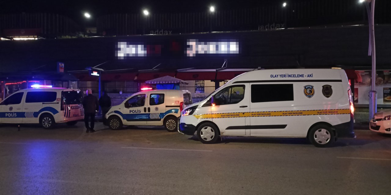 İzmit'te, Avm'deki Eğlence Mekanına Silahlı Saldırı