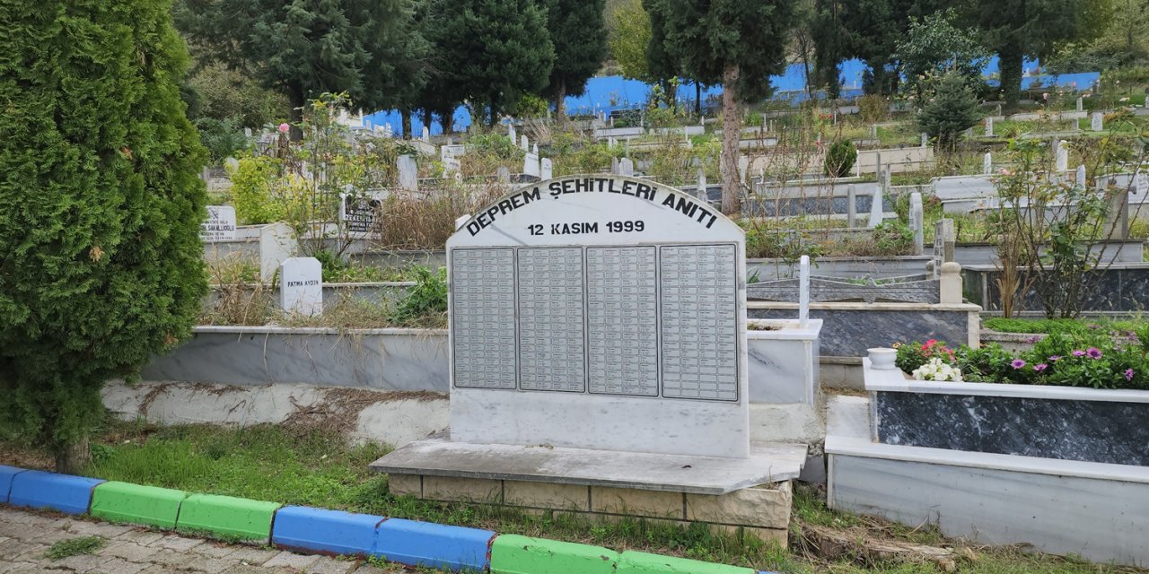 Düzce Depreminin Üzerinden 24 Yıl Geçmesine Rağmen Acılar Hala Taze