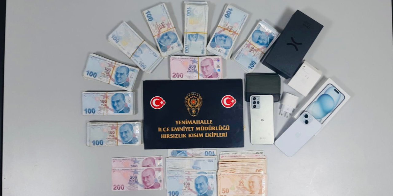 Kargo Dağıtırken Girdikleri Evden Altın Çalan Karı- Koca, Kendilerine Cep Telefonu Almış