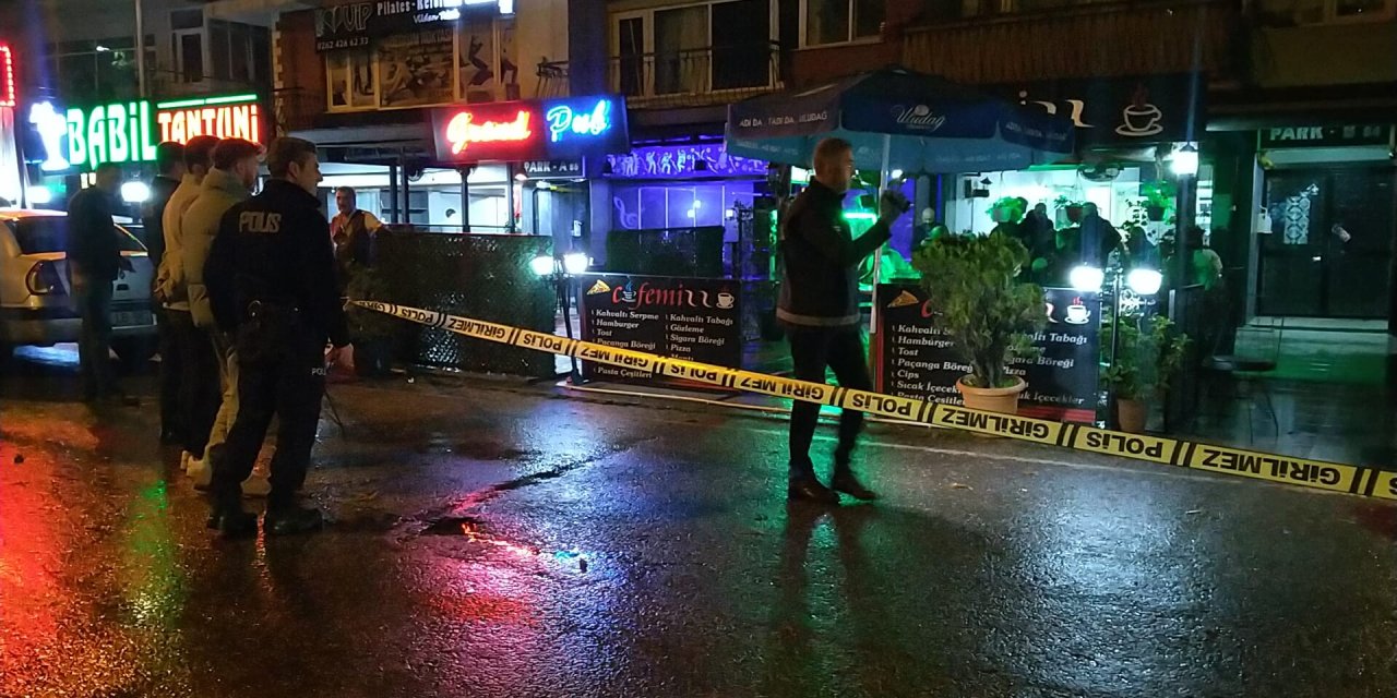 Eğlence Mekanında Çıkan Tartışmada Bacağından Vuruldu