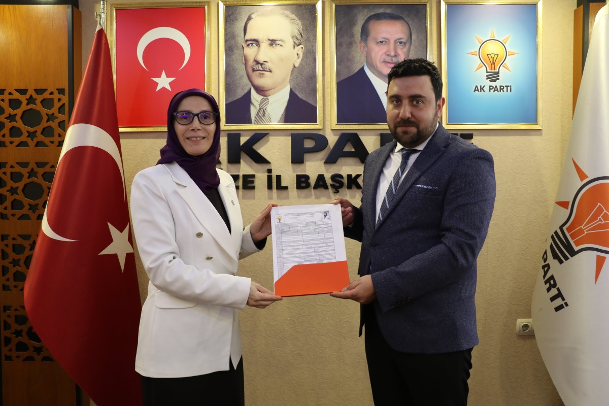 Yağcıtekin, Ak Parti'den Rize Milletvekili Olmak İçin Aday Adayı Oldu