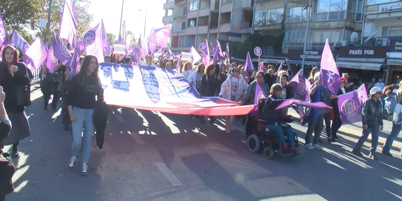 Kadın Meclisleri Ve Kadın Cinayetlerini Durduracağız Platformu Kartal'da Miting Yaptı